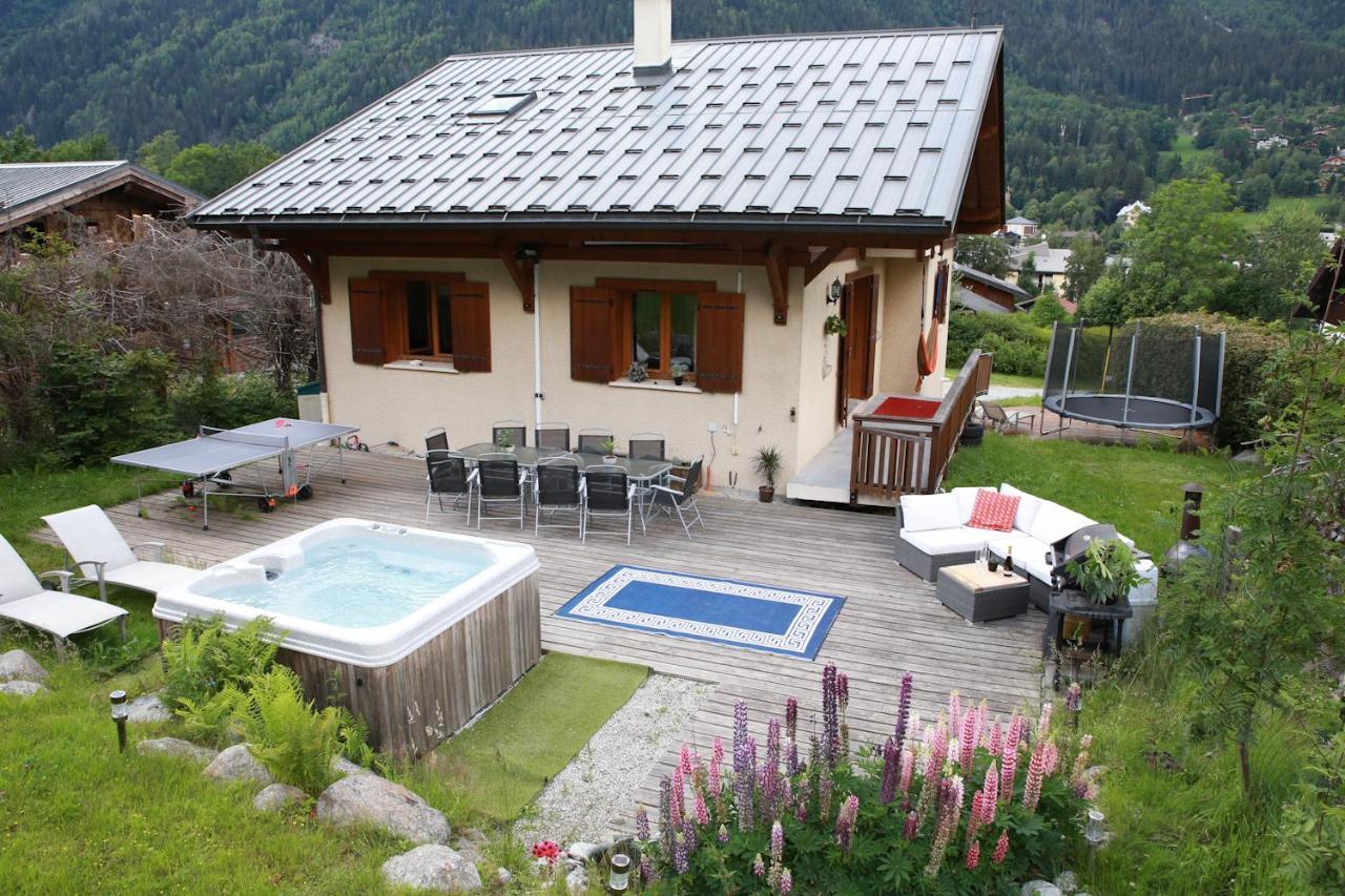 Chamonix Large Chalet, Sleeps 12, 200M2, 5 Bedroom, 4 Bathroom, Garden, Jacuzzi, Sauna Exterior photo